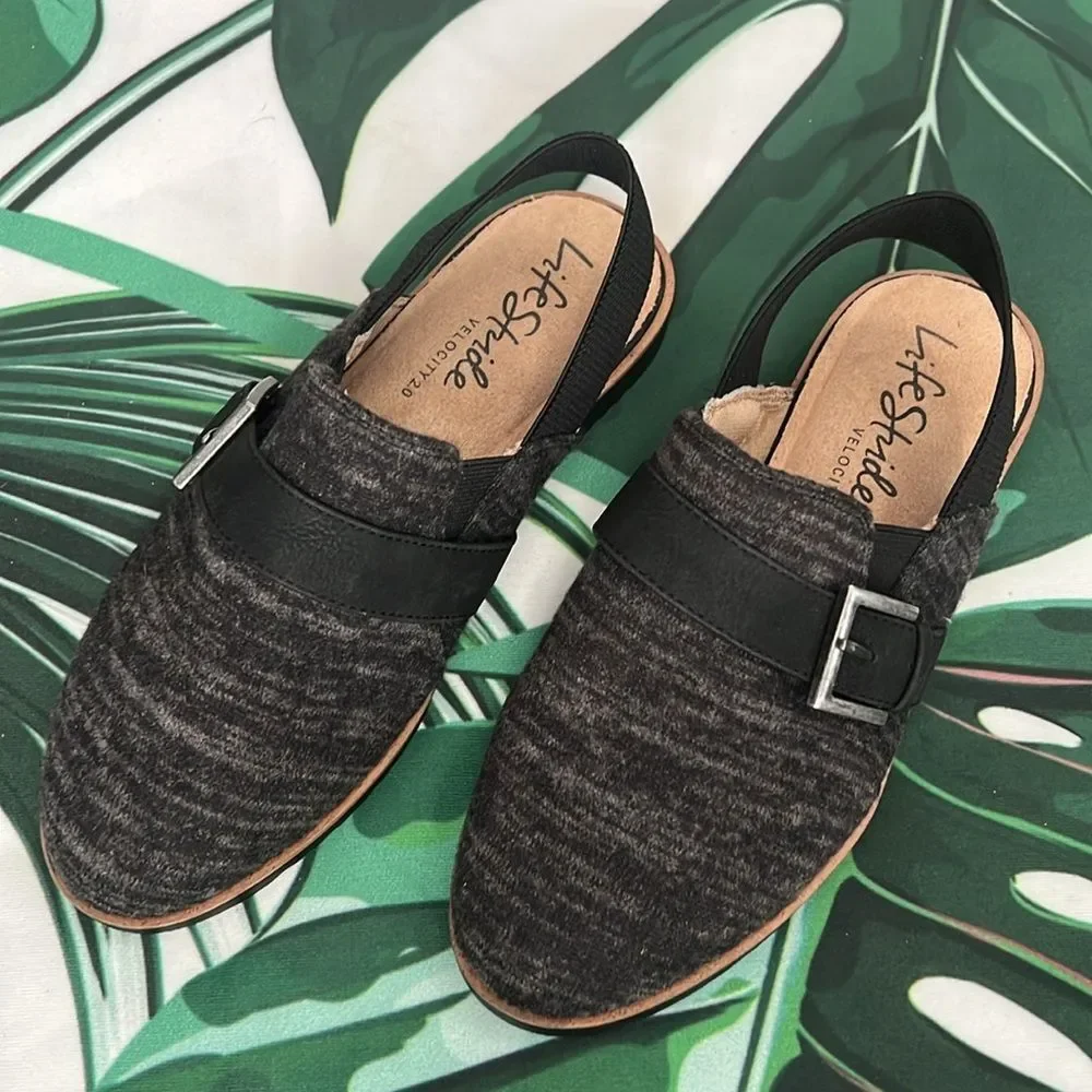 * Life Stride velocity charcoal slide flats with back strap